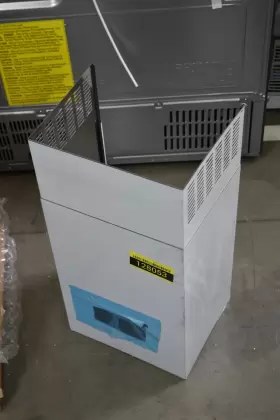 HCB50651UC BOSCH Wall Chimney Hood Box Dent #2