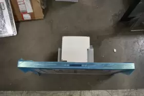 HCB50651UC BOSCH Wall Chimney Hood Box Dent