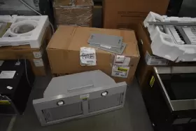 HUI50351UC BOSCH Cabinet Hood Box Dent #2