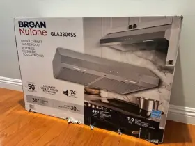 GLA3304SS BROAN-NUTONE Box Glacier Steel Hood