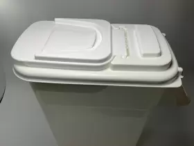 01401W BUDDEEZ Dog Cat Food Storage Container #2