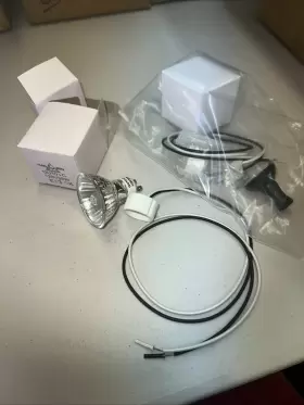AK7000AS ZEPHYR Light Bulbs Sockets